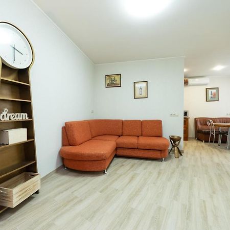 קייב Апартаменты На Центральной Улице מראה חיצוני תמונה